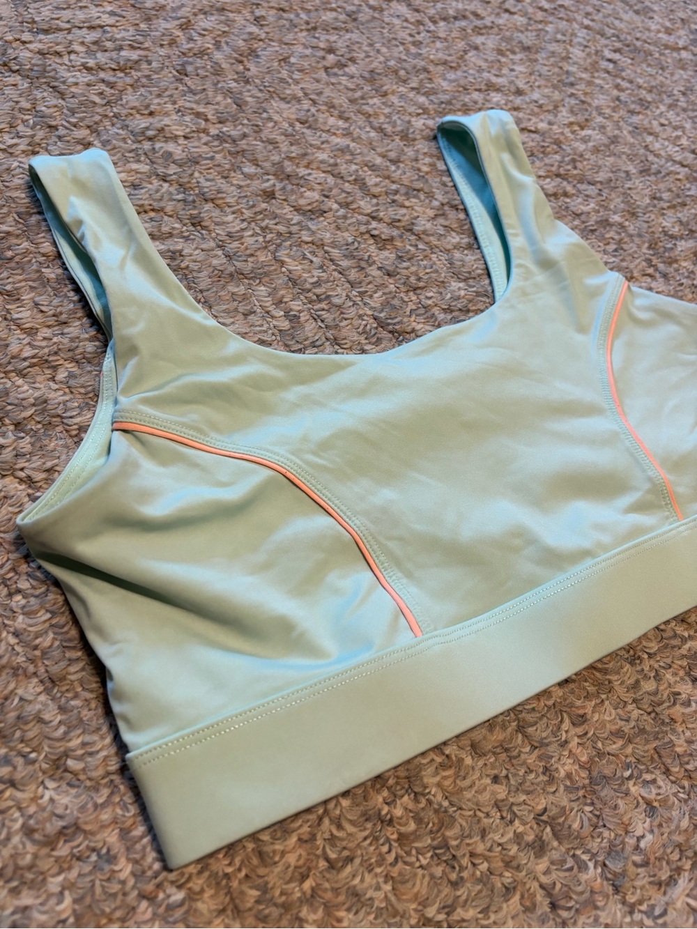 Fabletics Sports Bra - Picture 4 of 6